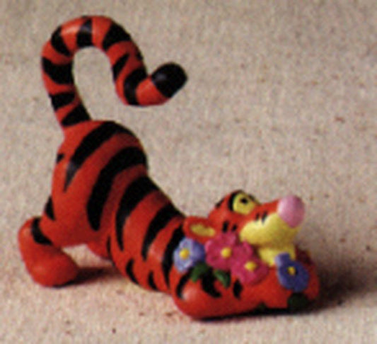 Aunt Krismas 'Tigger in the Garden' ornament by Hallmark. Year: 1998 - N/A series #0. 'Mint In Box' condition.