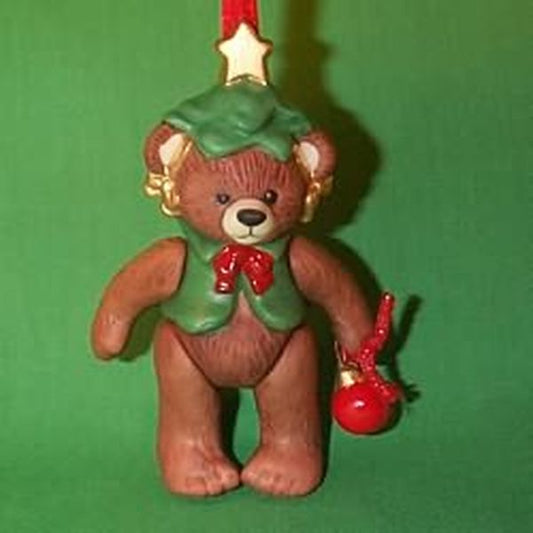Aunt Krismas 'Gift Bearers' ornament by Sue Tague. Year: 1999 - Gift Bearers series #1. 'Mint In Box' condition.