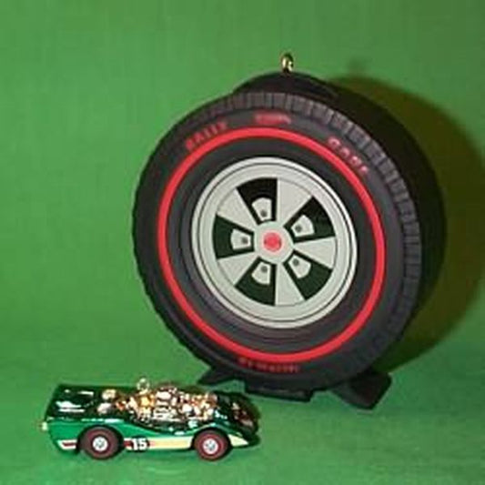 Aunt Krismas 'Hot Wheels Jet Threat Car With Case' ornament by Duane Unruh. Year: 1999 - Hot Wheels  series #0. 'Mint In Box' condition.