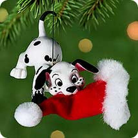 Aunt Krismas '102 Dalmations' ornament by Joanne Eschrich. Year: 2000 - N/A series #0. 'Mint In Box' condition.