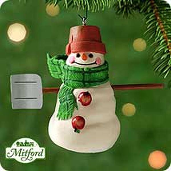 Aunt Krismas 'Max' ornament by Hallmark. Year: 2000 - N/A series #0. 'Mint In Box' condition.