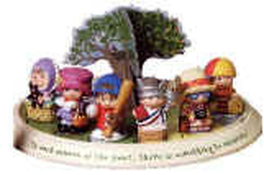 Aunt Krismas '2000 Happy Hatters Collection Display Base' ornament by Sue Tague. Year: 2000 - Happy Hatters Annual Collection  series #0. 'Mint In Box' condition.