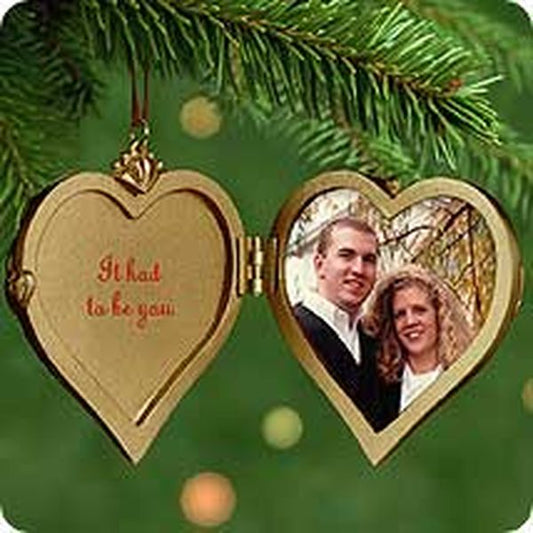 Aunt Krismas 'It Had to be You' ornament by Duane Unruh. Year: 2001 - N/A series #0. 'Mint In Box' condition.