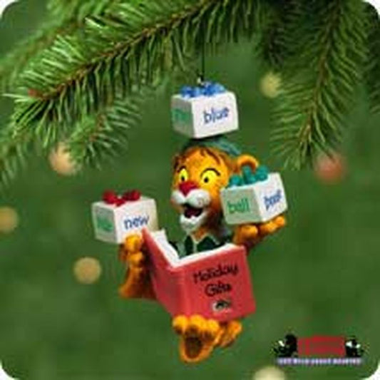 Aunt Krismas 'Lionel Plays with Words Between the Lions' ornament by Ken Crow. Year: 2001 - N/A series #0. 'Mint In Box' condition.