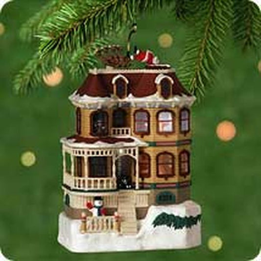 Aunt Krismas 'Up on the Housetop ' ornament by Ken Crow. Year: 2001 - N/A series #0. 'Mint In Box' condition.