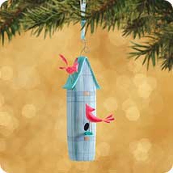 Aunt Krismas 'Mom' ornament by Kristina Kline. Year: 2002 - Between Us  series #0. 'Mint In Box' condition.