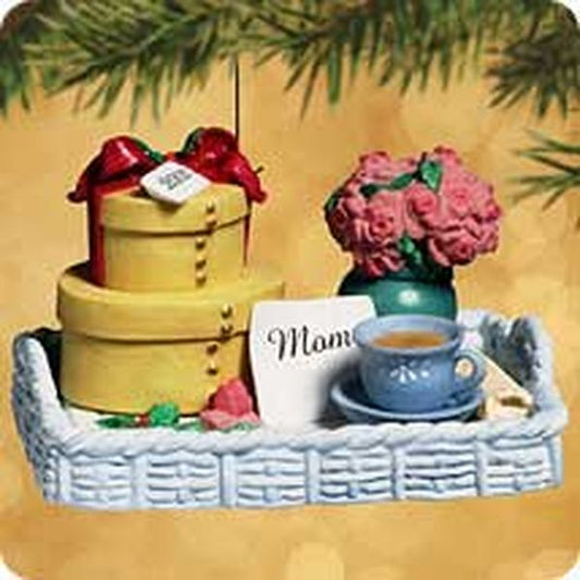 Aunt Krismas 'Thanks Mom!' ornament by LaDene Votruba. Year: 2002 - N/A series #0. 'Mint In Box' condition.