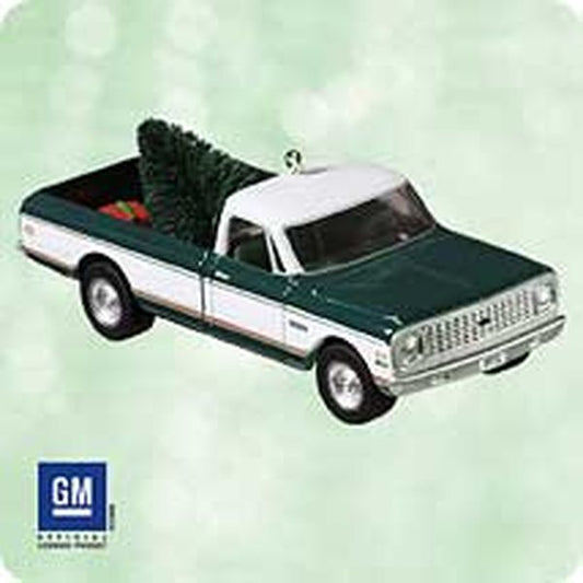 Aunt Krismas '1972 Chevrolet Cheyenne Super ' ornament by Don Palmiter. Year: 2003 - All-American Trucks series #9. 'Mint In Box' condition.
