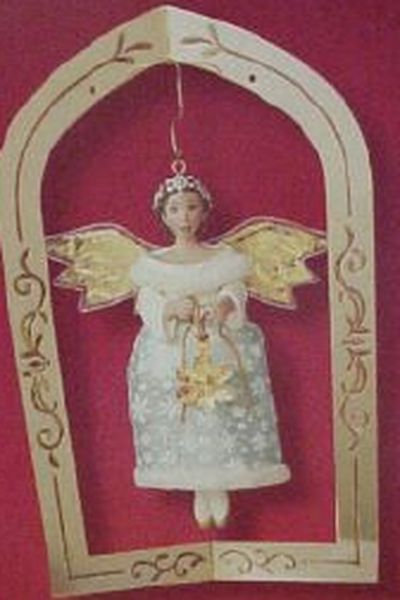 Aunt Krismas 'The Gift of Peace' ornament by Sue Tague. Year: 2003 - N/A series #0. 'Mint In Box' condition.
