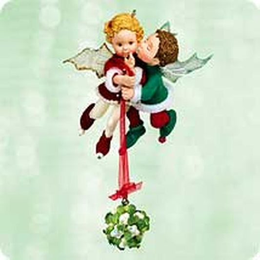Aunt Krismas 'The Mistletot Faeries' ornament by Sue Tague. Year: 2003 - N/A series #0. 'Mint In Box' condition.