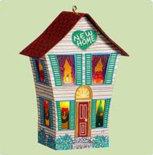 Aunt Krismas 'New Home' ornament by Linda Sickman. Year: 2004 - N/A series #0. 'Mint In Box' condition.