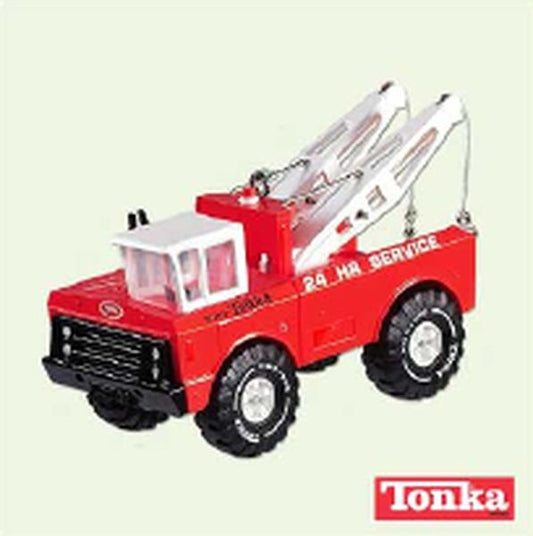 Aunt Krismas 'Mighty Tonka Wrecker' ornament by Hallmark. Year: 2005 - Tonka  series #0. 'Mint In Box' condition.