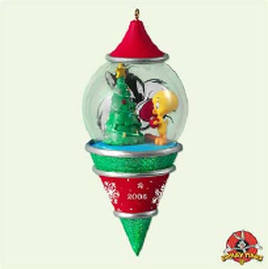 Aunt Krismas 'Peek-a-Boo!' ornament by Rudy Garcia. Year: 2005 - N/A series #0. 'Mint In Box' condition.