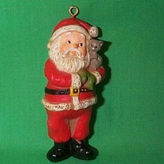 Aunt Krismas 'Santa (Adorable)' ornament by Donna Lee. Year: 1975 - N/A series #0. 'No Box' condition.