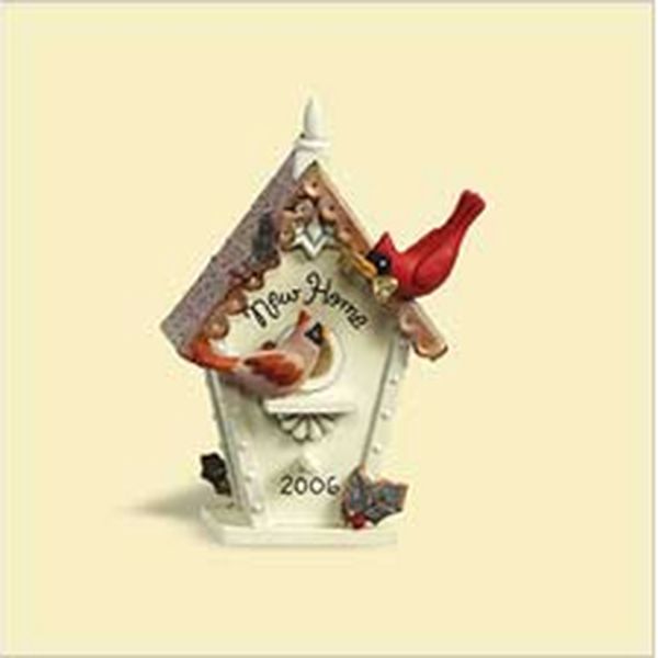 Aunt Krismas 'New Home' ornament by Sharon Visker. Year: 2006 - N/A series #0. 'Mint In Box' condition.