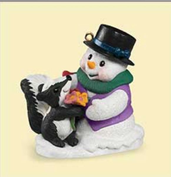 Aunt Krismas 'Snow Buddies' ornament by Tammy Haddix. Year: 2006 - Snow Buddies series #9. 'Mint In Box' condition.