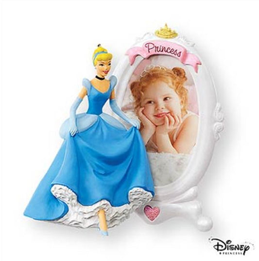 Aunt Krismas 'Princess ' ornament by Patricia Andrews. Year: 2007 - Cinderella  series #0. 'Mint In Box' condition.