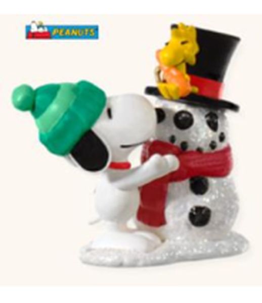 Aunt Krismas 'Winter Fun With Snoopy' ornament by Tracy Larsen. Year: 2008 - Winter Fun With Snoopy series #11. 'Mint In Box' condition.