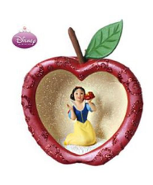 Aunt Krismas 'The Fairest of Them All Walt Disney’s Snow White' ornament by Julie Forsyth. Year: 2009 - N/A series #0. 'Mint In Box' condition.