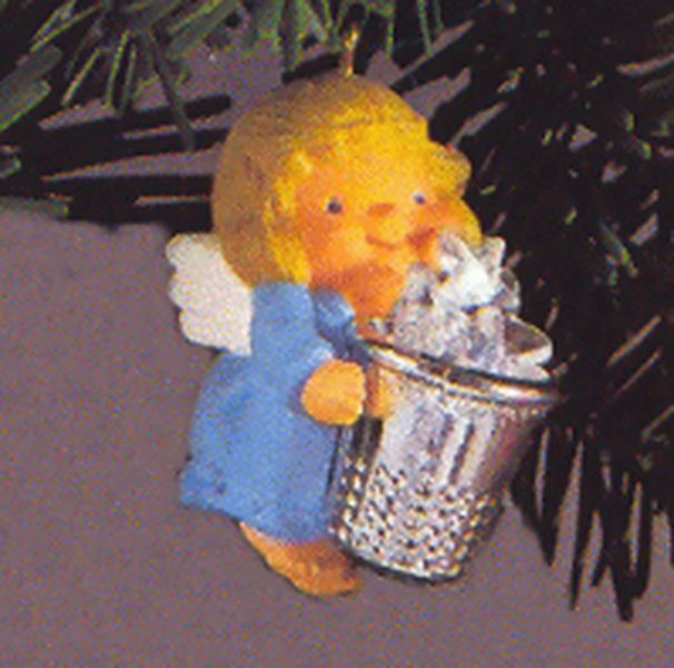 Aunt Krismas 'Thimble Angel' ornament by Peter Dutkin. Year: 1984 - Thimble series #7. 'No Box' condition.