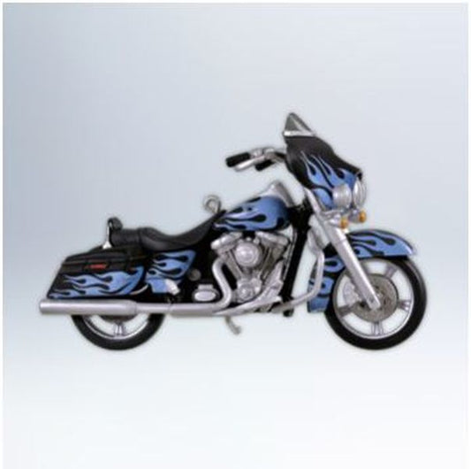 Aunt Krismas 'Street Glide FLHX' ornament by Don Palmiter. Year: 2012 - Harley-Davidson Motorcycle Milestones series #14. 'Mint In Box' condition.