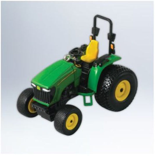 Aunt Krismas 'John Deere 4120 Tractor' ornament by Hallmark. Year: 2012 - N/A series #0. 'Mint In Box' condition.